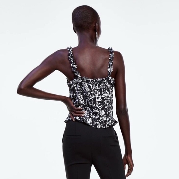 Women’s Zara Strappy Black White Floral Printed Lace Up Crop Tank Top Medium - Picture 2 of 16